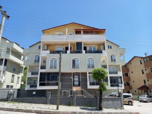Burgan Bank'tan Kocaeli İzmit'te Çatı Aralı 103 m² 3+1 Daire